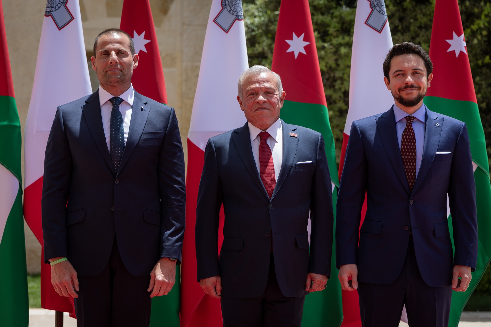 الملك ورئيس وزراء مالطا يبحثان العلاقات الثنائية بين البلدين والمستجدات في الإقليم