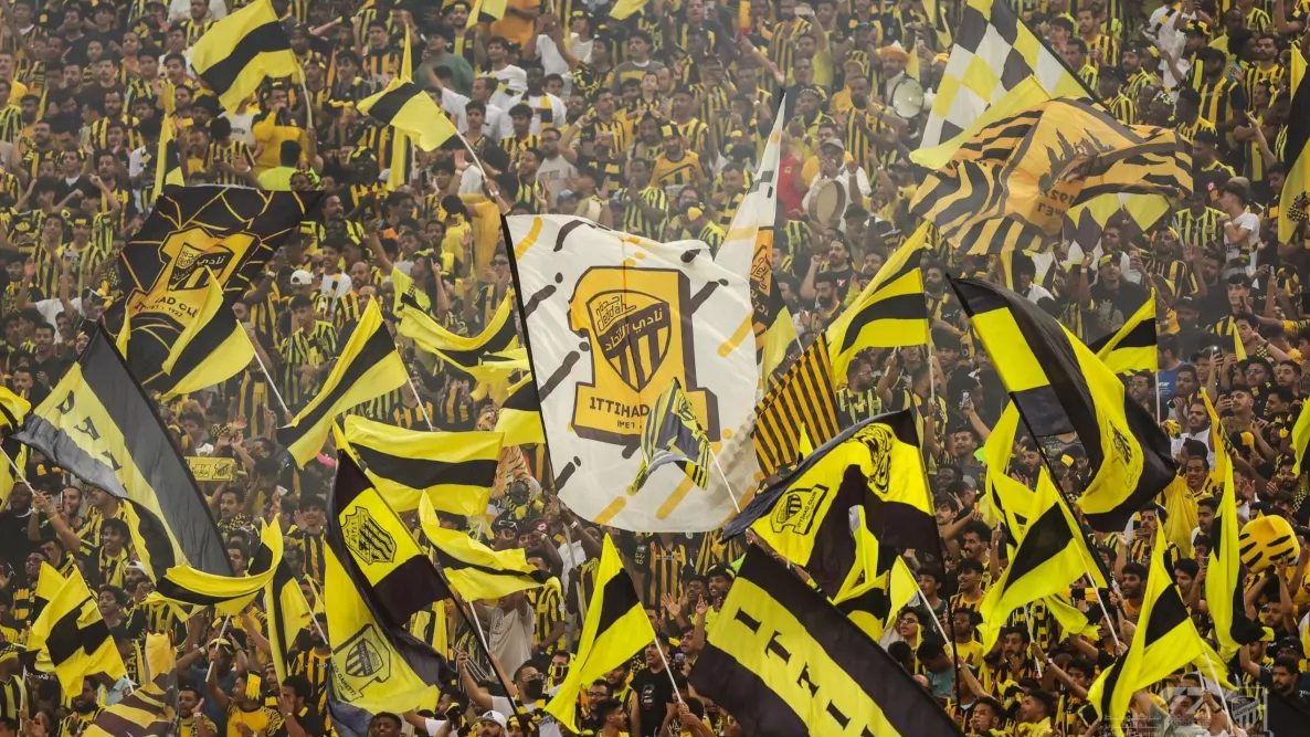 جمهور الاتحاد يجهز لمهرجان بصري تاريخي في ختام الدوري