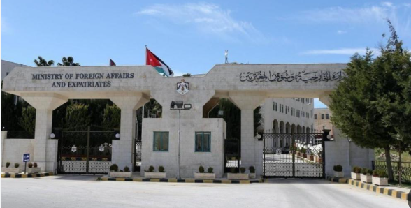 الأردن يعزي العراق بضحايا حريق المركز التجاري