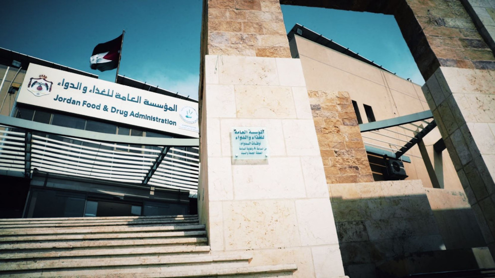 "الغذاء والدواء" تضبط موقعا مخالفا لإنتاج الشوكولاتة