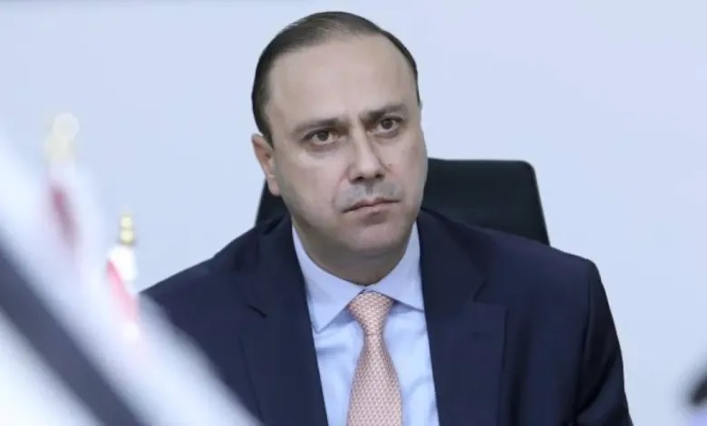 المومني : رئيس الوزراء وجه بمتابعة حادثة الاعتداء على الصحفي الحباشنة